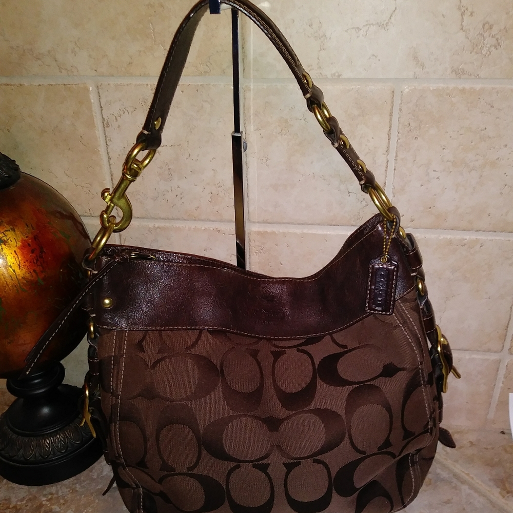 100% AUTHENTIC Coach Zoe Hobo Shoulder Bag Xtra Lg
